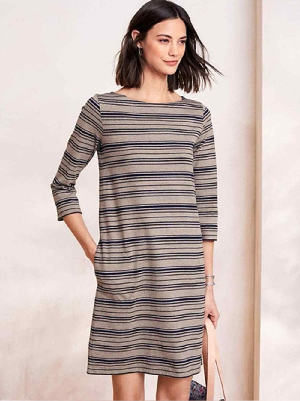 NWOT Garnet Hill Organic Taupe and Navy Striped Bateau Shift Dress Pockets 6